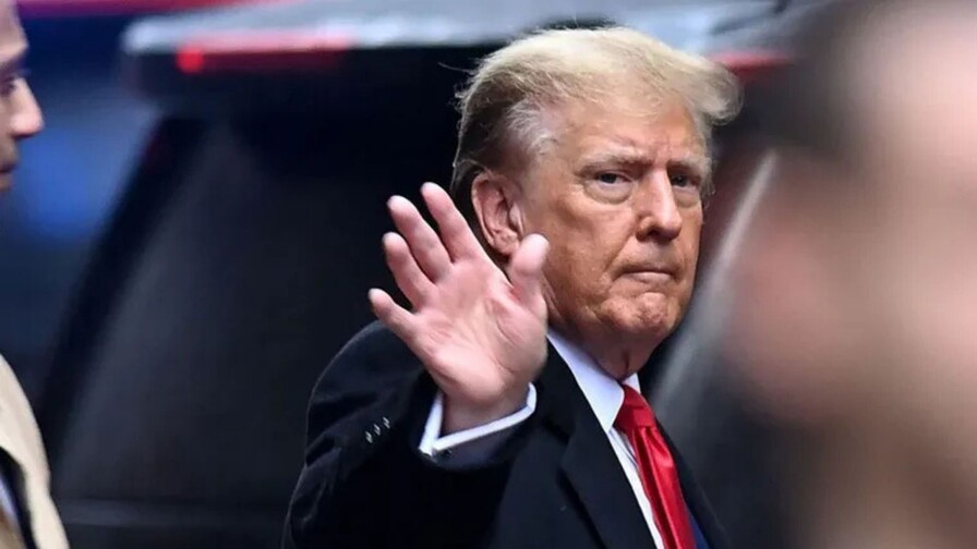 Trump: Irán quiere pactar pero lo niega por miedo a ser asesinados por su propia gente Trump: Irán quiere pactar pero lo niega por miedo a ser asesinados por su propia gente