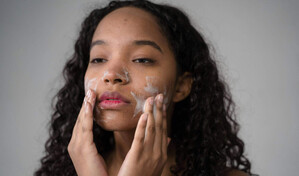 &iquest;C&oacute;mo desmaquillar la piel de forma correcta?