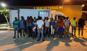 Ej&eacute;rcito detiene a un dominicano por tr&aacute;fico de 18 haitianos indocumentados en Valverde
