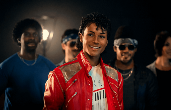 El "moonwalk" se apodera de las calles antes del estreno de Michael, la biopic de Michael Jackson