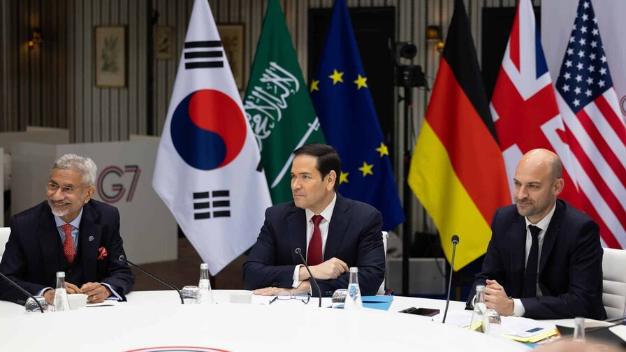 EE. UU. no descarta desviar env&iacute;os de armas a Ucrania por las necesidades en guerra en Ir&aacute;n