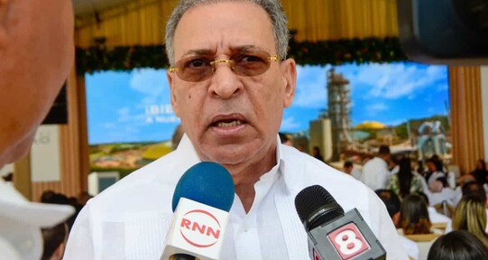 Permisos en la Cordillera Septentrional no implican miner&iacute;a activa, dice Osiris de Le&oacute;n