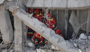Ir&aacute;n desaf&iacute;a a Trump y urge a los civiles a alejarse de los estadounidenses
