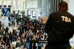 Congreso de EE. UU. sigue sin acuerdo que permita poner fin a caos en aeropuertos Congreso de EE. UU. sigue sin acuerdo que permita poner fin a caos en aeropuertos