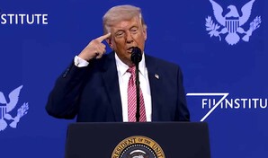 Trump asegura que EE.UU. ya est&aacute; trabajando para controlar el estrecho de Ormuz