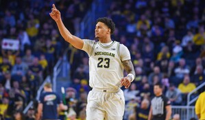 El dominicano Lendeborg, con 23 puntos, impulsa a Michigan a los Elite 8 al vencer a Alabama en NCAA