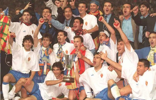 El Real Zaragoza, de asombrar a Europa a verse con un pie en el precipicio