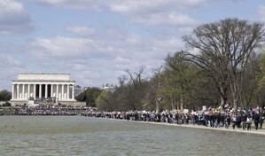 Comienzan las mayores protestas de No Kings contra Trump, la guerra en Ir&aacute;n y el ICE