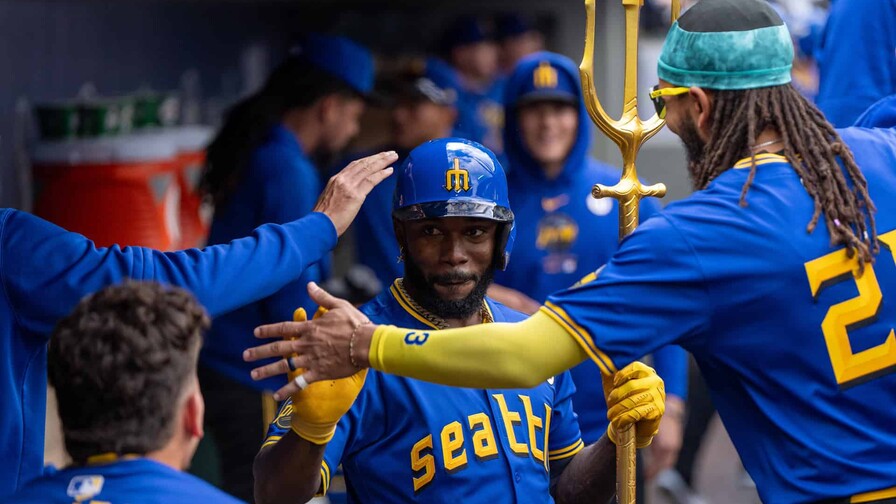 Los Marineros hacen historia en el arranque de temporada