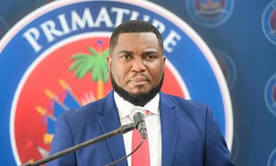 Dejan en libertad a director de Inmigraci&oacute;n de Hait&iacute; acusado de emitir pasaportes falsos