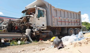 Fallas de dise&ntilde;o y conducta elevan los accidentes en la autopista 6 de Noviembre
