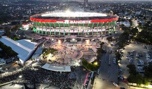 La FIFA autoriza a la Liga MX una extensi&oacute;n para entregar los estadios mundialistas