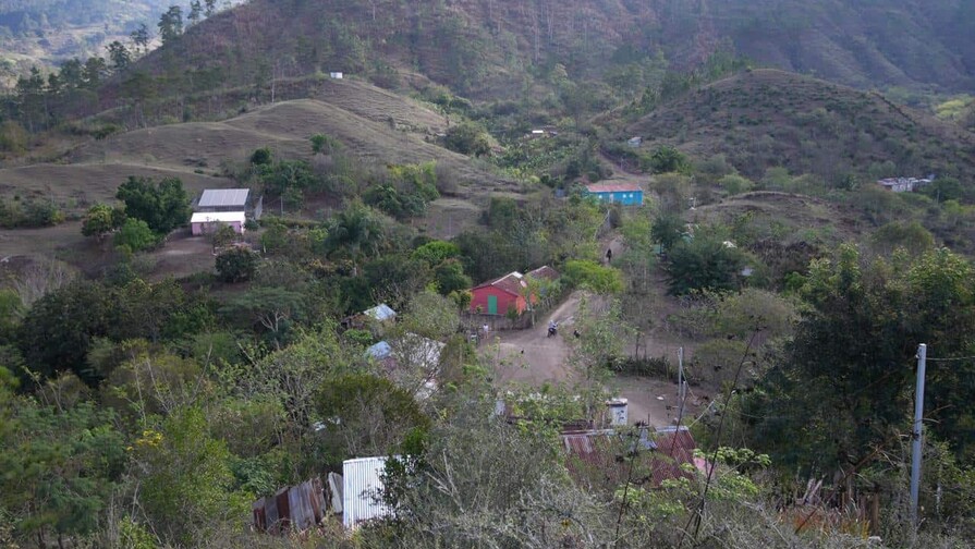 Gobierno entrega proyectos de electrificación rural en Elías Piña Gobierno entrega proyectos de electrificación rural en Elías Piña