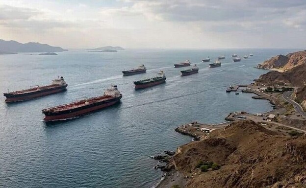 Trump dice que Ir&aacute;n permitir&aacute; el paso de 20 buques petroleros por el estrecho de Ormuz