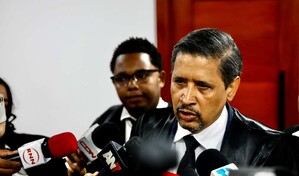 Aplazan audiencia de coerci&oacute;n contra el fiscal acusado de recibir soborno de US$10,000