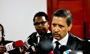 Aplazan audiencia de coerci&oacute;n contra el fiscal acusado de recibir soborno de US$10,000