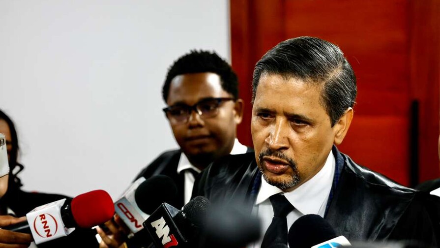 Aplazan audiencia de coerci&oacute;n contra el fiscal acusado de recibir soborno de US$10,000