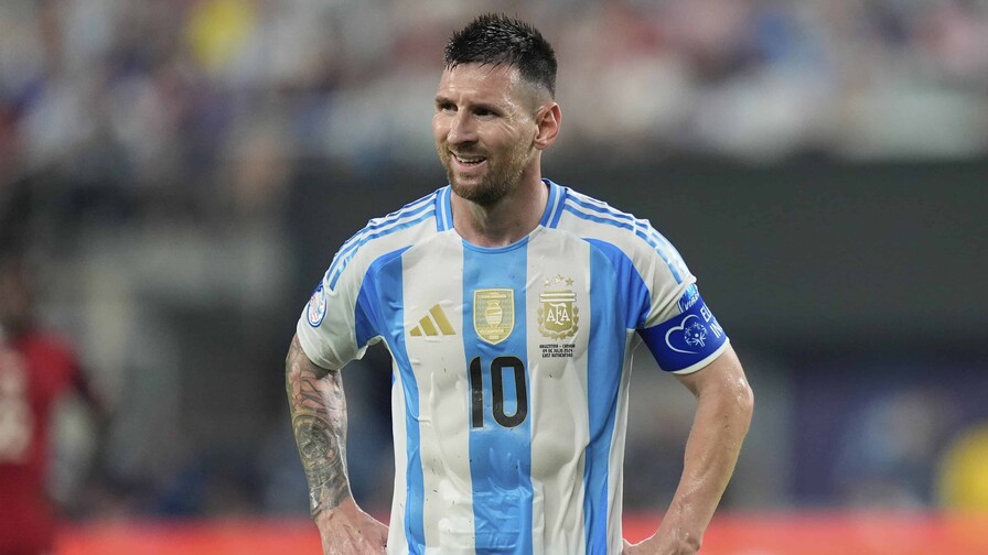 Con dolor en el alma, Messi cierra su era con la selección argentina Con dolor en el alma, Messi cierra su era con la selección argentina