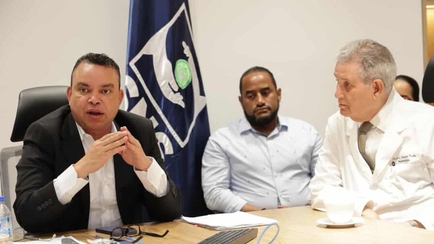 El SNS prioriza 32 hospitales para reforzar la atenci&oacute;n durante Semana Santa