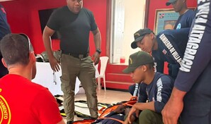 Bomberos de Villa Altagracia reciben capacitación en rescate y atención de emergencias