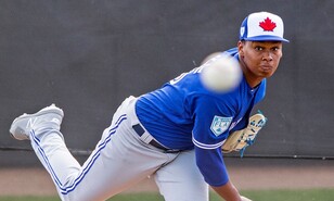 Boca Chica debe recordar al lanzador Elvis Luciano