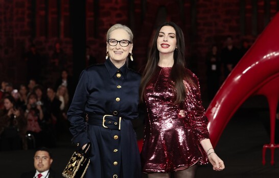 Meryl Streep y Anne Hathaway deslumbran en estreno de The Devil Wears Prada en M&eacute;xico
