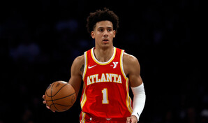 Los Hawks derrotan a los Celtics y alargan a 13 su racha de victorias en Atlanta