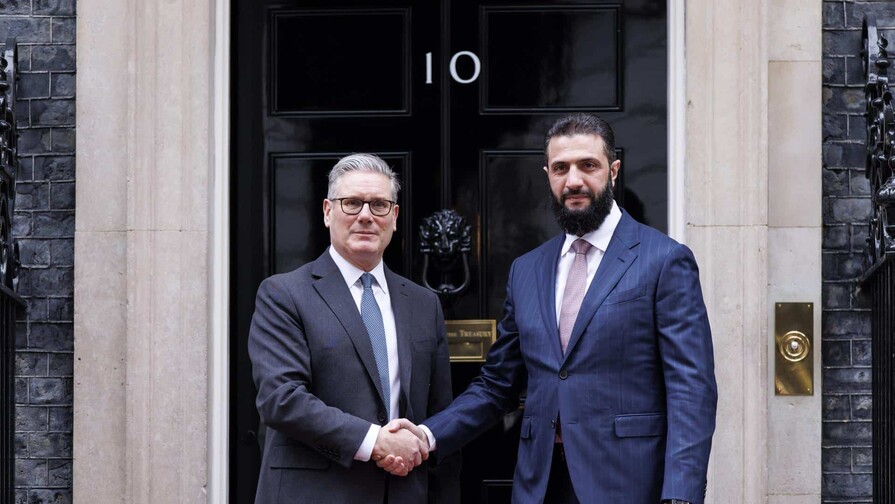 Starmer aborda con el presidente sirio la necesidad de reabrir Ormuz por impacto económico Starmer aborda con el presidente sirio la necesidad de reabrir Ormuz por impacto económico