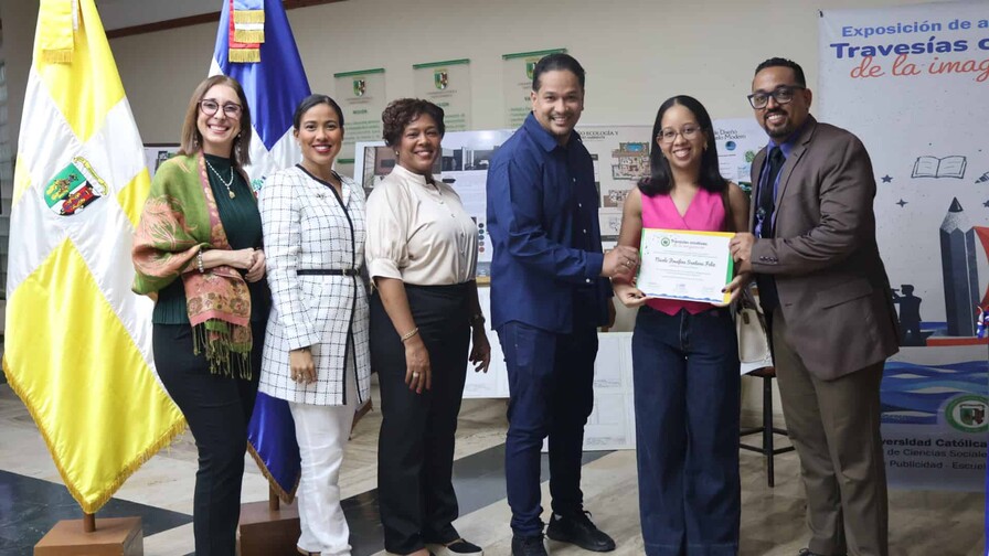 UCSD inaugura exposición de artes visuales “Travesías Creativas de la Imaginación