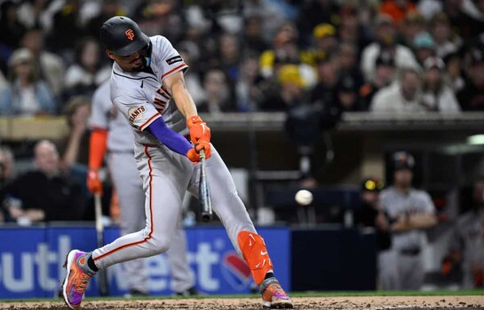 Willy Adames conecta su noveno cuadrangular en la derrota de los Gigantes