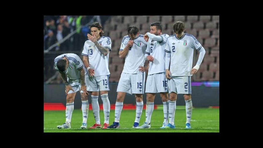 El ministro de Deportes italiano pide un cambio de directivos en la federación de fútbol del país El ministro de Deportes italiano pide un cambio de directivos en la federación de fútbol del país