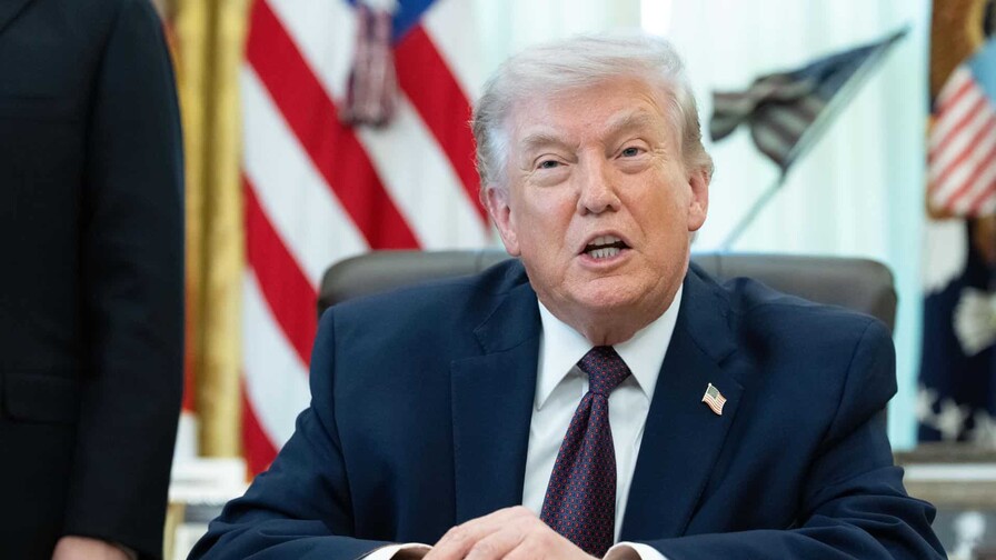 Trump afirma que Ir&aacute;n le ha pedido un alto el fuego y que lo considerar&aacute; si reabre Ormuz