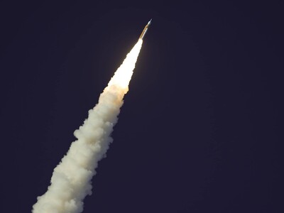 Artemis II afronta hoy el reto de tomar la autopista a la Luna o volve