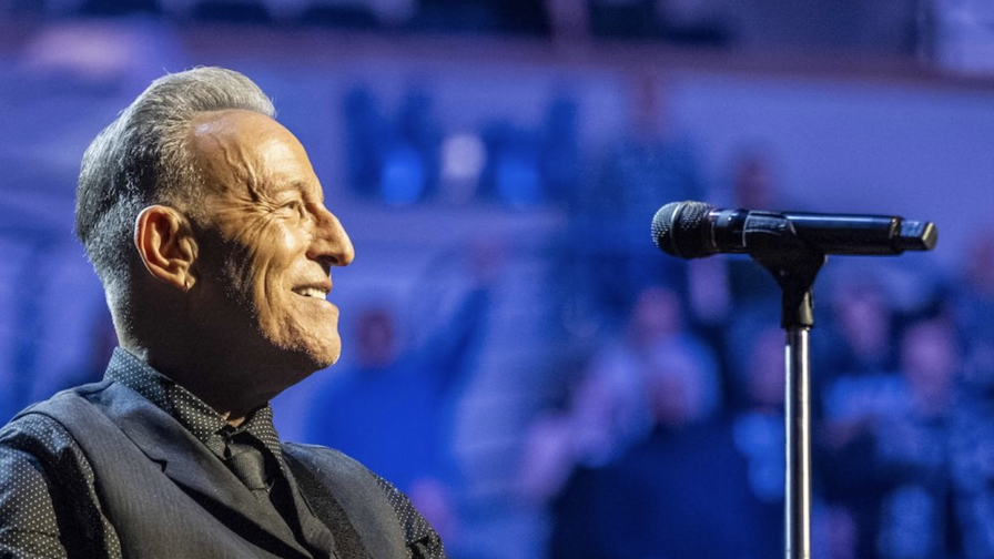 Bruce Springsteen enciende su gira con críticas a Donald Trump y desata polémica