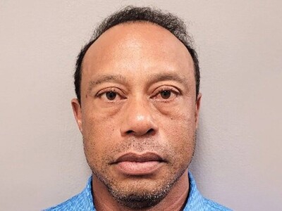 Difunden video de cámara corporal del arresto de Tiger Woods