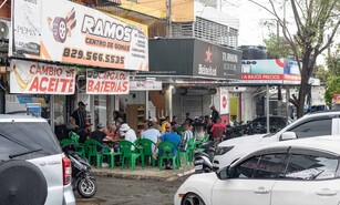 Entre diversi&oacute;n y tranquilidad: as&iacute; vivieron los residentes del Gran Santo Domingo el Jueves Santo