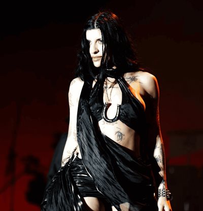 Cazzu, figura del trap argentino, debuta como actriz en "Risa y la cabina del viento"