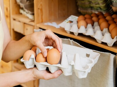 Precios de huevos en Estados Unidos caen hasta un 60 %