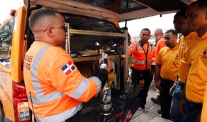 Privados de libertad participan con la Defensa Civil en labores de socorro durante la Semana Santa