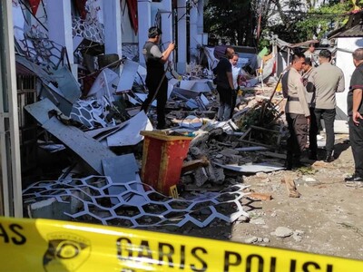 Terremoto de 7,4 en Indonesia causa un muerto
