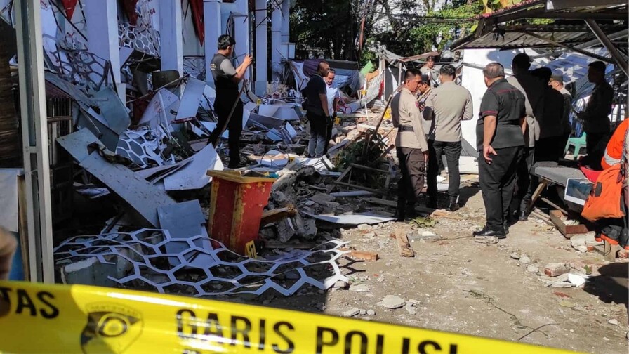 Un muerto por fuerte terremoto en el este de Indonesia