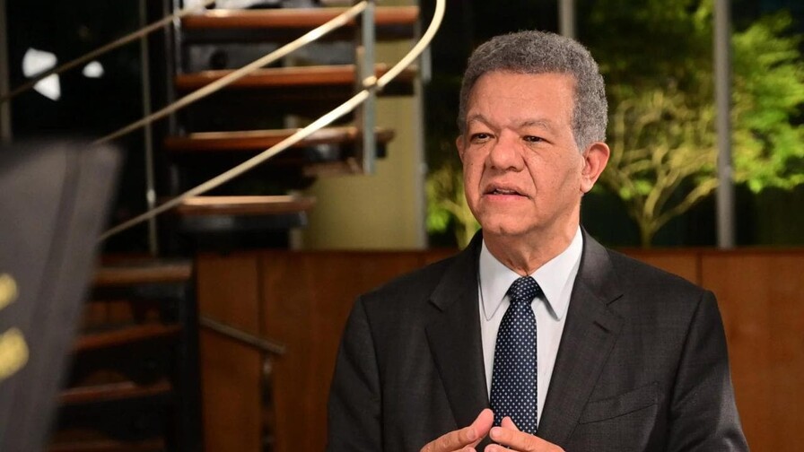 Leonel Fern&aacute;ndez: Estos d&iacute;as sagrados nos convocan a la unidad familiar