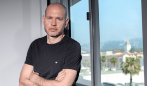 Director israelí Nadav Lapid quiere sacudir las almas con su caótica sátira Yes