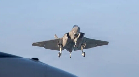 EE. UU. rescata a uno de los dos tripulantes del caza derribado por Ir&aacute;n, seg&uacute;n CNN