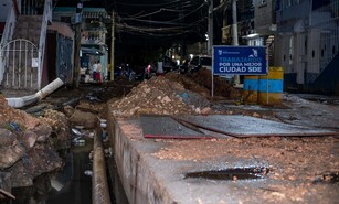 Residentes de Maquiteria en SDE denuncian retrasos en trabajos de drenaje pluvial