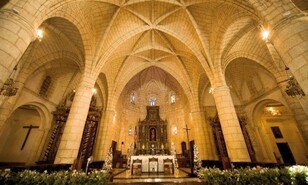 Un Serm&oacute;n de las Siete Palabras con duras cr&iacute;ticas al Gobierno y el empresariado