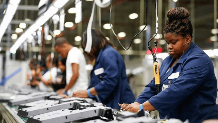 Santo Domingo se adapta a los horarios nocturnos Santo Domingo se adapta a los horarios nocturnos