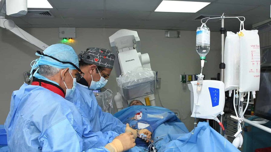 El doctor Pedro Ureña lidera innovador avance en diagnóstico cardíaco en RD