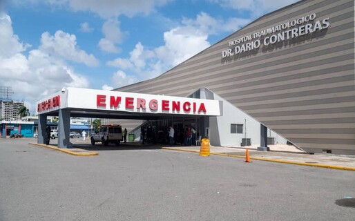 Matan a una mujer y hieren a otra en ataque a tiros en entrada a la Emergencia del Dar&iacute;o Contreras