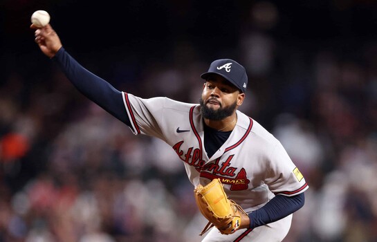 Los Bravos activan al dominicano Reynaldo L&oacute;pez, pero pierden a Bryce Elder por cirug&iacute;a